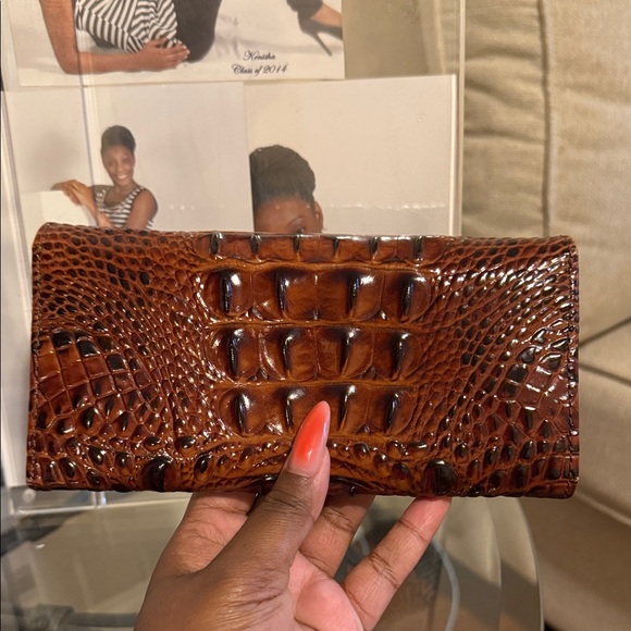 Brahmin Veronica Wallet - Picture 3 of 8